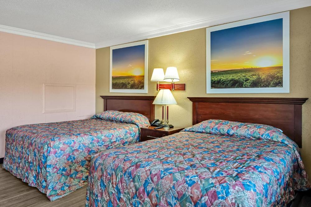 Large Double or Twin Room interior
